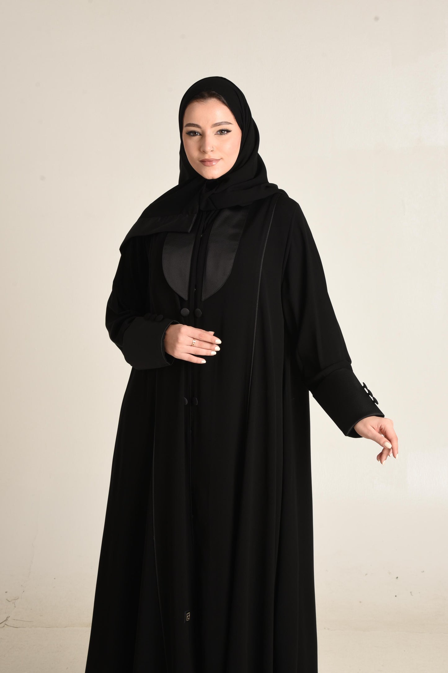 عباية سادة