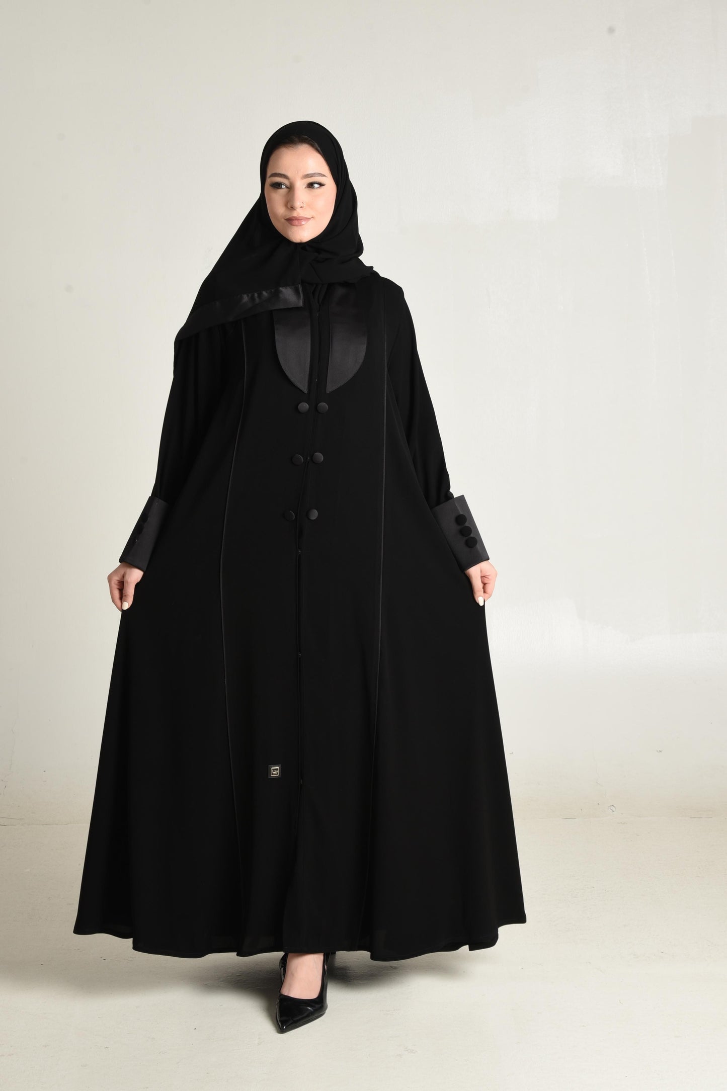عباية سادة