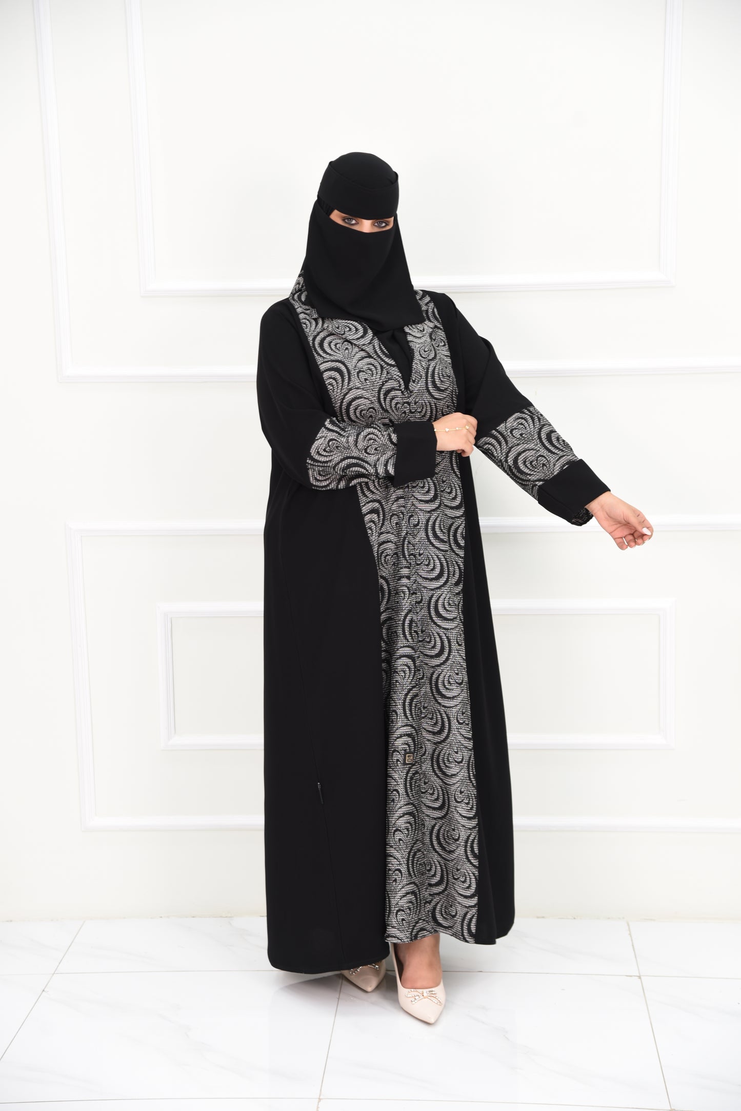 عباية سادة