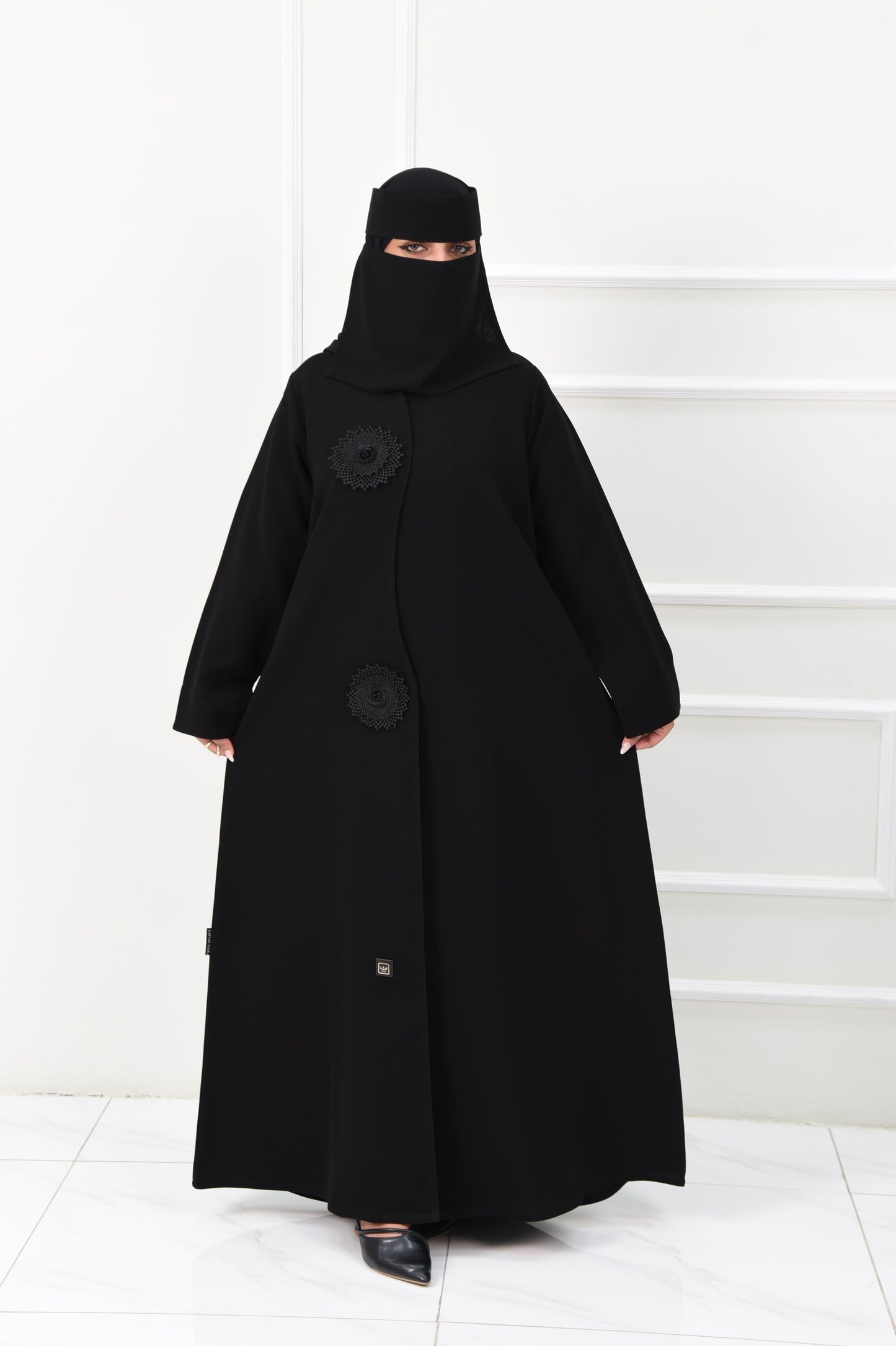 عباية سادة كم عادي مغلقة