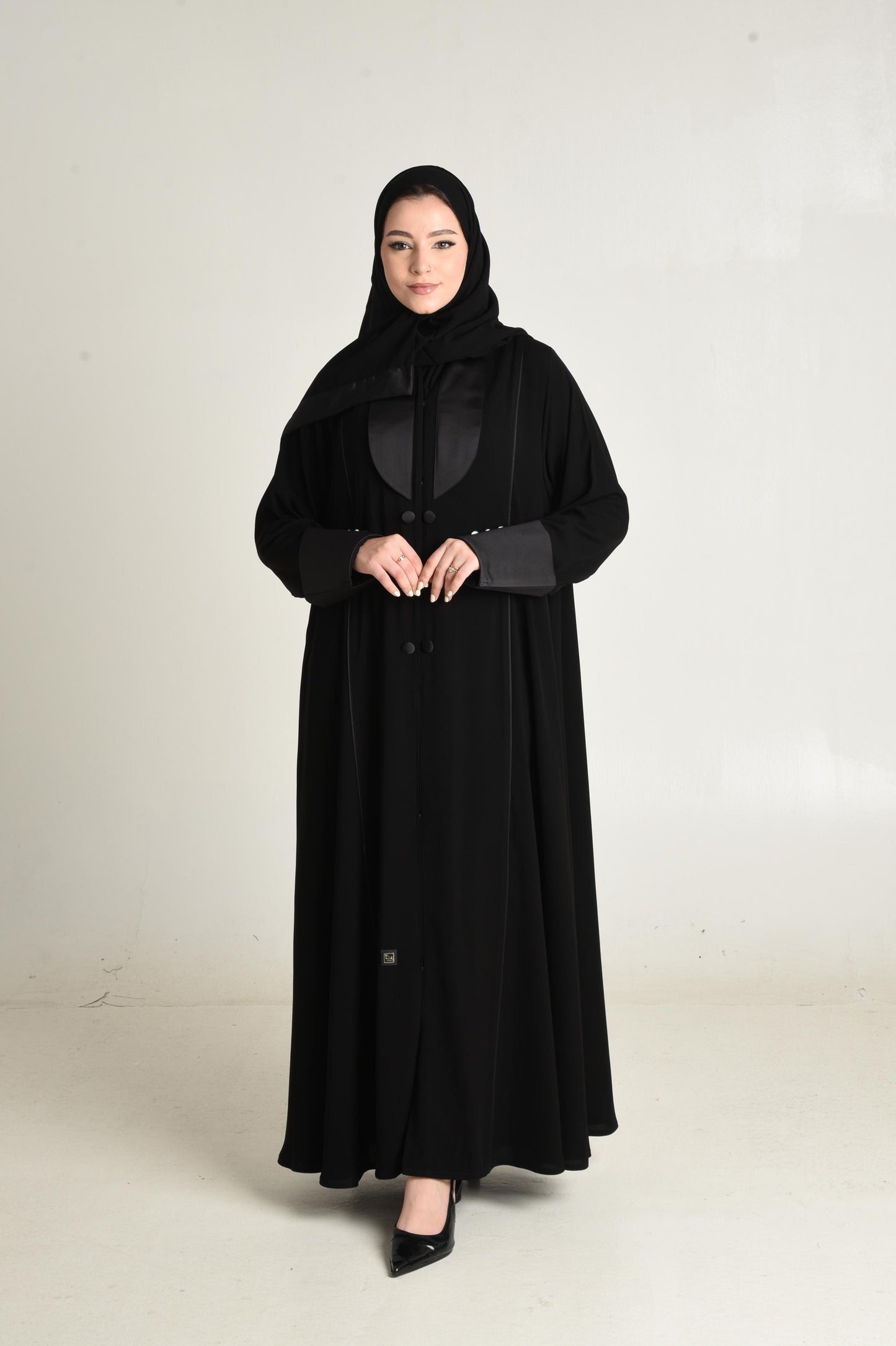 عباية سادة