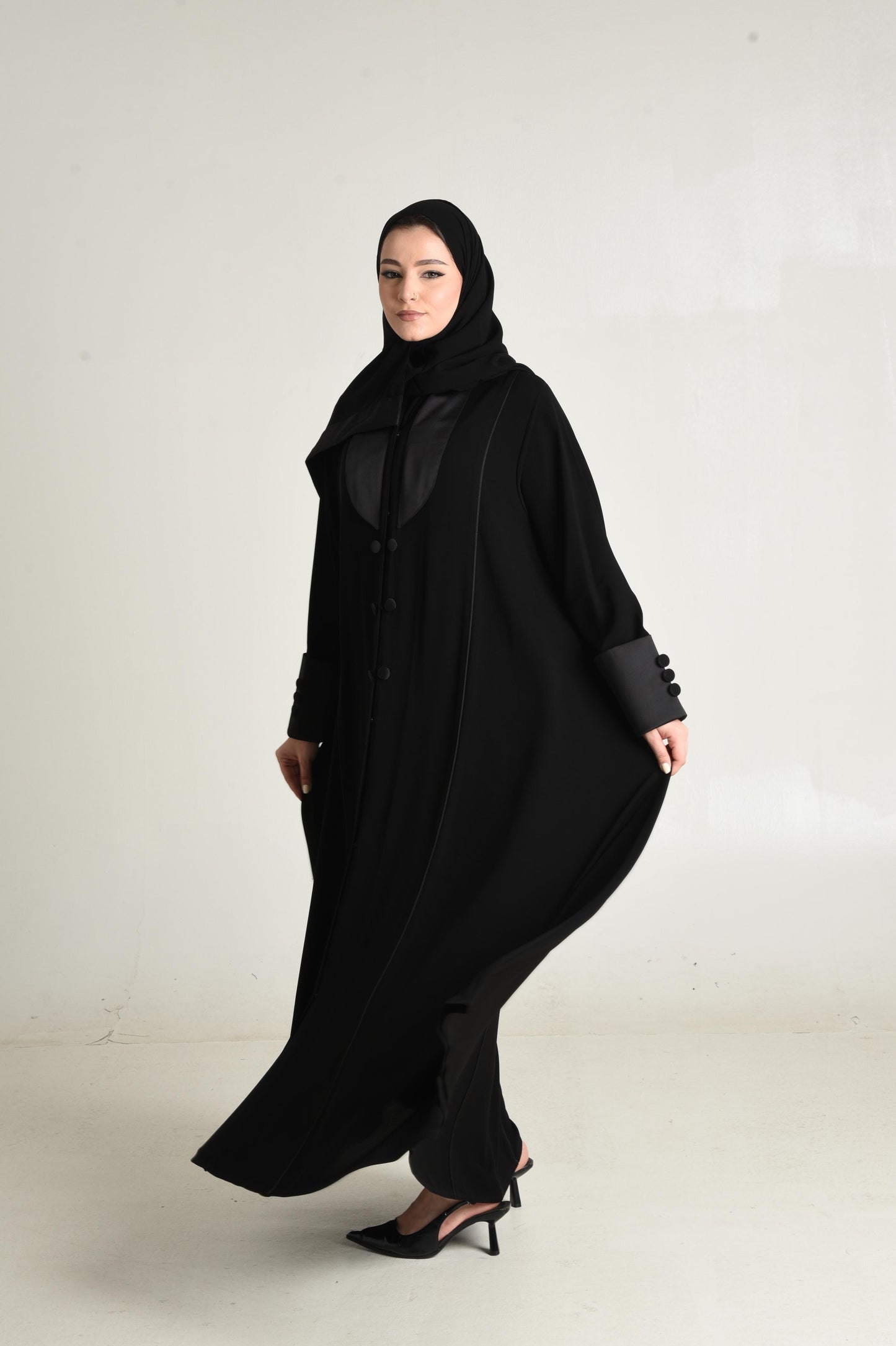 عباية سادة