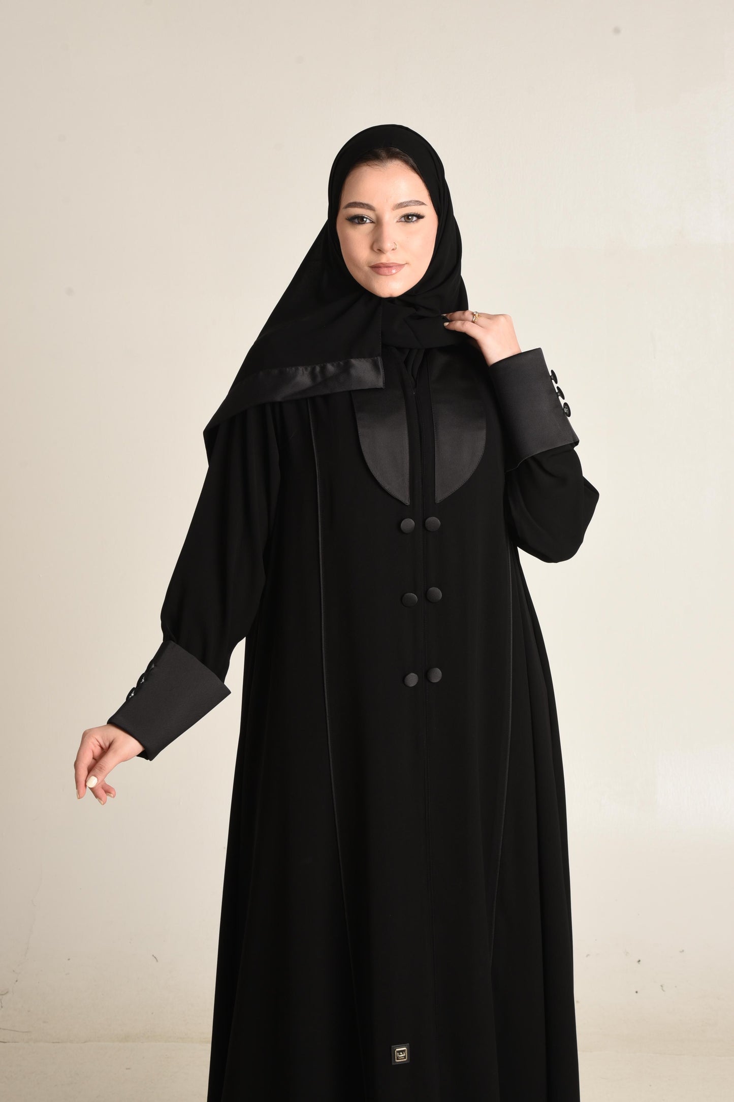 عباية سادة